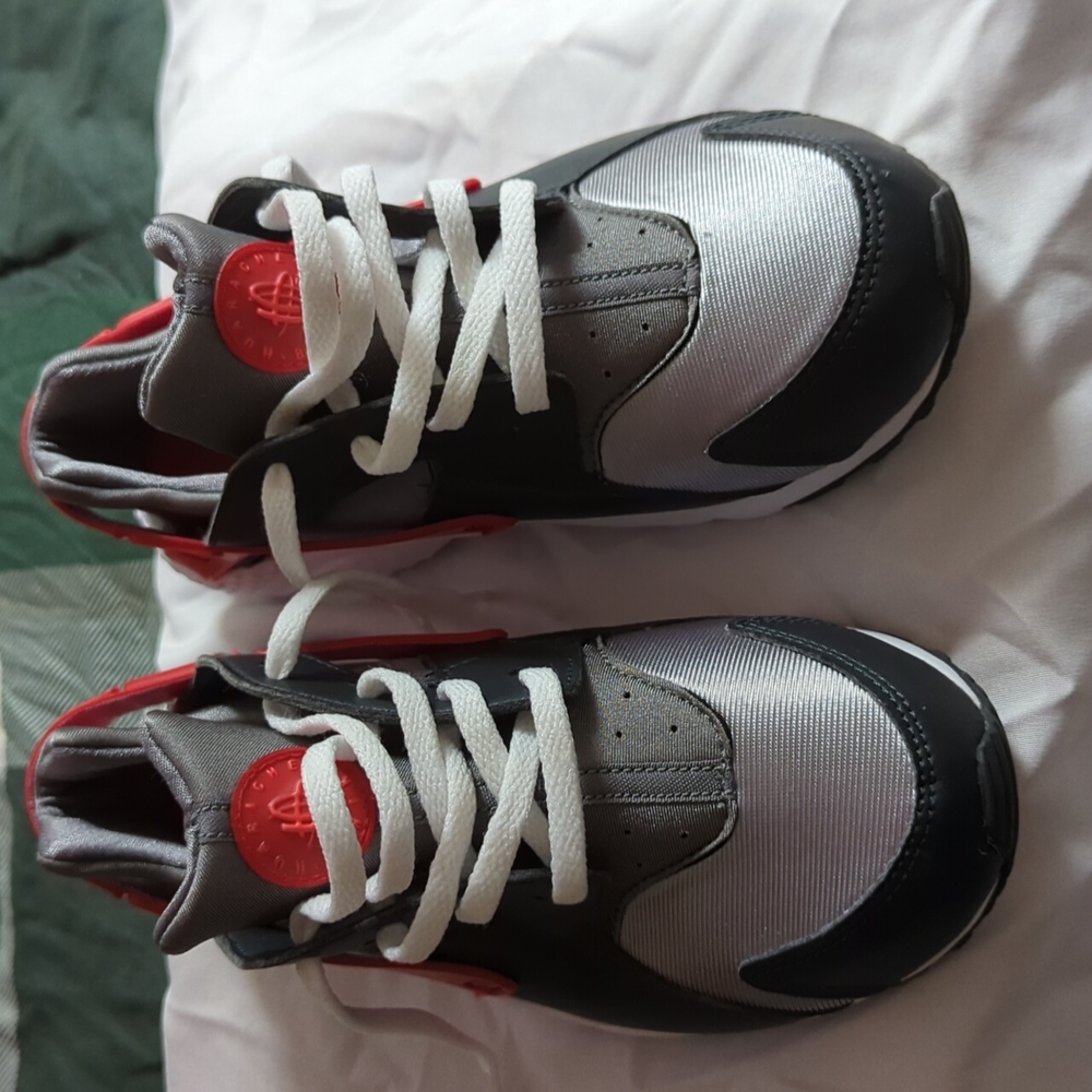 Little kids Nike huarache